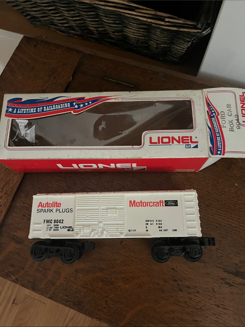 Lionel Motorcraft / Autolite White Boxcar Model - Motorcraft Logo